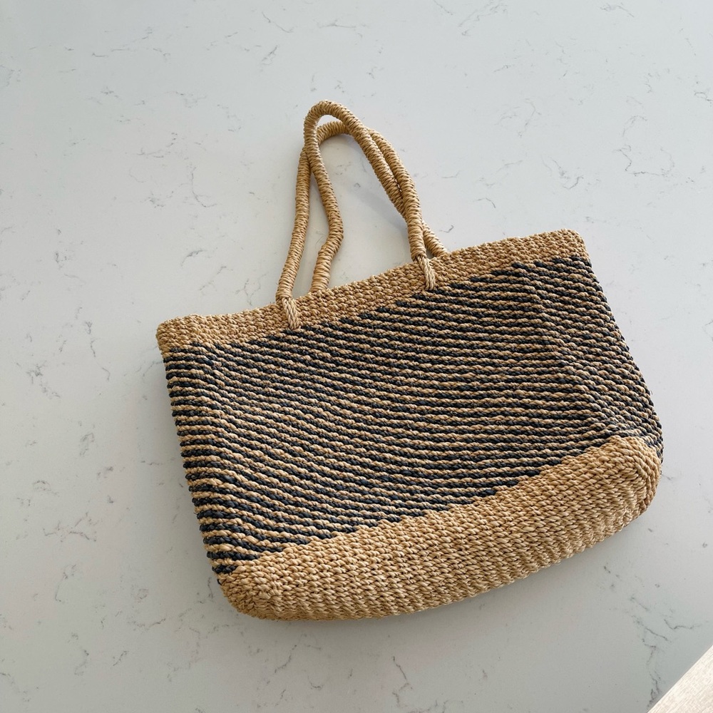 Straw bag